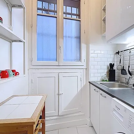 Large 3-room Near Porte De Versailles Apartment *