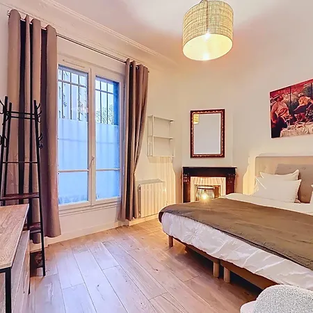 Apartment Large 3-room Near Porte De Versailles